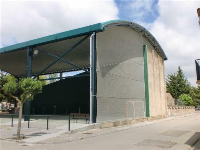 Casa Junto Al Parque Natural De Las Bardenas Villa Sadaba Exterior photo